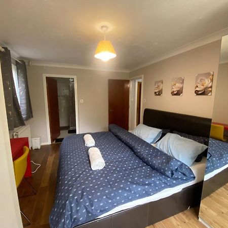 Stunning 2 Bedroom With Garden Sleep 6 Londra Esterno foto